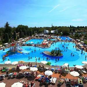 Happy Camp Mobile Homes In Bella Italia Kemping